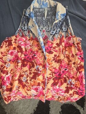 Anthropologie Multicolor Floral Sleeveless Button-Front Camisole